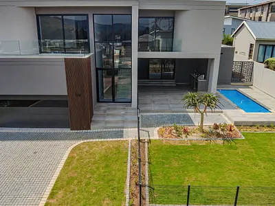 5 Bedroom House For Sale in Eye Of Africa, Eikenhof - S9hh.webp