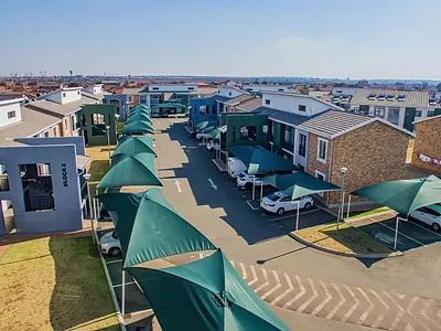 2 Bedroom Apartment For Sale in Soweto - z8hx.webp