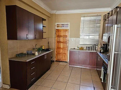 2 Bedroom Apartment For Sale in Troyeville, Johannesburg - nUvr.webp