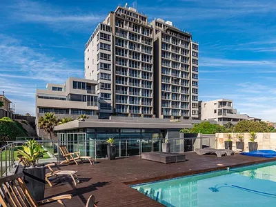 1 Bedroom Apartment For Sale in Beachfront, Blouberg - k2Fv.webp