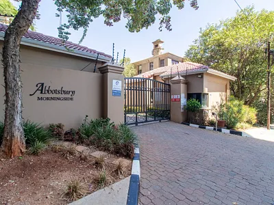 2 Bedroom Townhouse For Sale in Sandton - wU0C.webp