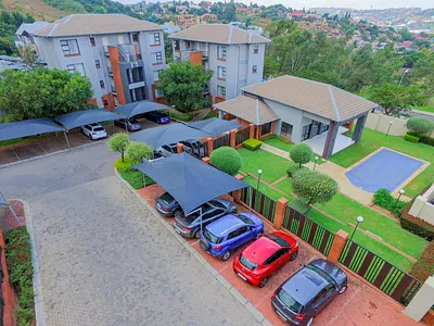 2 Bedroom Townhouse For Sale in Johannesburg - L0gs.webp