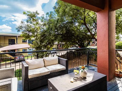 2 Bedroom Townhouse For Sale in Johannesburg - 26Gg.webp