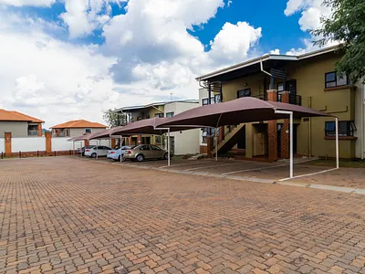 2 Bedroom Townhouse For Sale in Johannesburg - Ev4a.webp