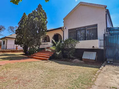 11 Bedroom House For Sale in Johannesburg - t3jo.webp