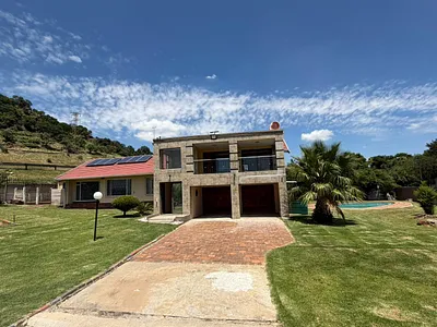 5 Bedroom House For Sale in Johannesburg - vyRW.webp