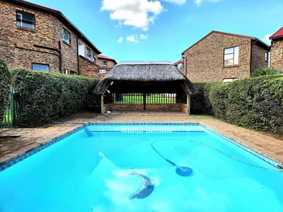 2 Bedroom Apartment For Sale in Johannesburg - a4sh.webp