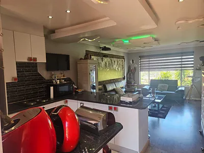 2 Bedroom Townhouse For Sale in Johannesburg - ddmE.webp