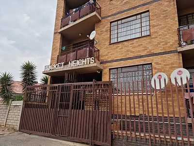 2 Bedroom Apartment For Sale in Johannesburg - IqiP.webp