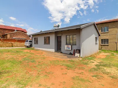 5 Bedroom House For Sale in Johannesburg - tWDP.webp