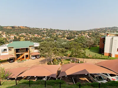 2 Bedroom Apartment For Sale in Johannesburg - GBSr.webp