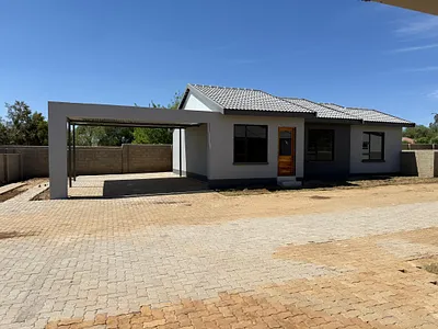 3 Bedroom House For Sale in Meyerton - LhUf.webp