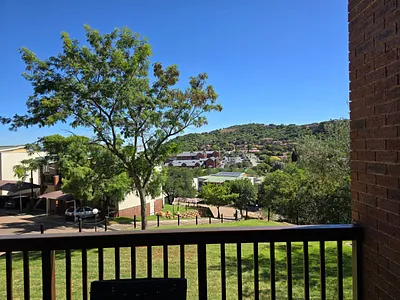 2 Bedroom Apartment For Sale in Johannesburg - PpGS.webp