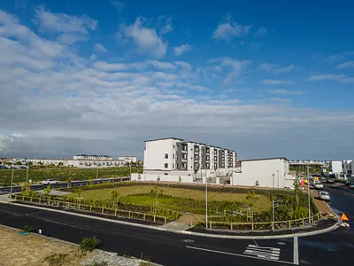 4 Bedroom Apartment For Sale in Blouberg - VDUQ.webp