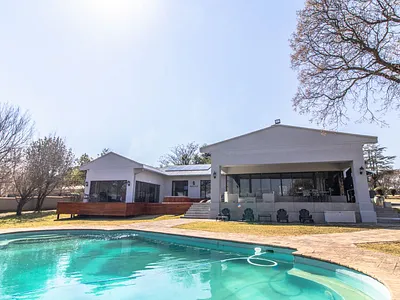 4 Bedroom House For Sale in Vanderbijlpark - qEf5.webp