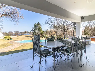 4 Bedroom House For Sale in Vanderbijlpark - y05l.webp