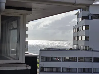2 Bedroom Apartment To Rent in Cape Town - img