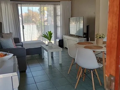 2 Bedroom Townhouse To Rent in Johannesburg - img