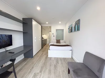 0.5 Bedroom Apartment For Sale in Cape Town - KeVD.webp