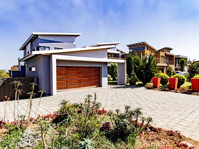 4 Bedroom House For Sale in Eye Of Africa, Eikenhof - kchv.webp