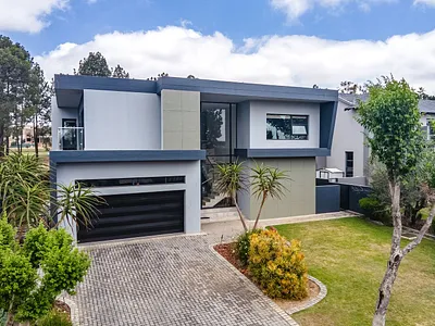 4 Bedroom House For Sale in Eye Of Africa, Eikenhof - lJjT.webp