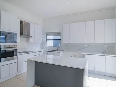 3 Bedroom House For Sale in Eye Of Africa, Eikenhof - img