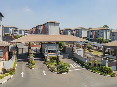 2 Bedroom Townhouse For Sale in Johannesburg - 4MPP.webp