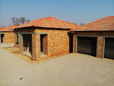 2 Bedroom Townhouse For Sale in Meyerton - Migv.webp