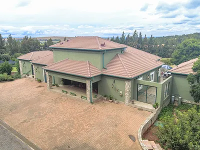 4 Bedroom House For Sale in Meyerton - 1ekG.webp