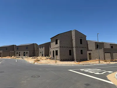 3 Bedroom Apartment For Sale in Milnerton - OycN.webp