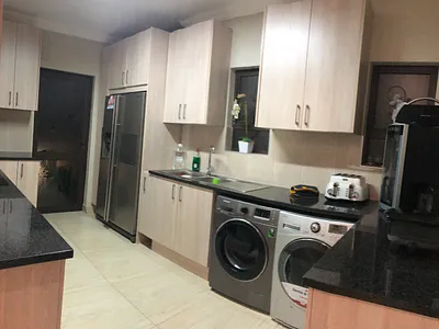 3 Bedroom Townhouse For Sale in Eye Of Africa, Eikenhof - wEKV.webp