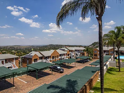2 Bedroom Townhouse For Sale in Johannesburg - bnpN.webp