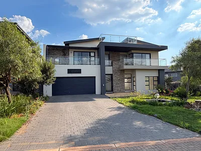 5 Bedroom House To Rent in Eye Of Africa, Eikenhof - UJyw.webp