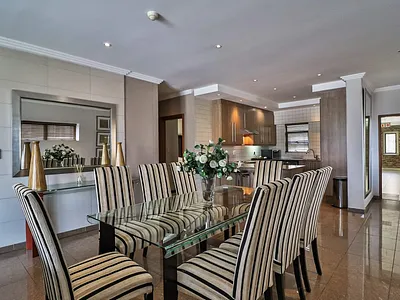 2 Bedroom Apartment To Rent in Bedfordview - LXg8.webp