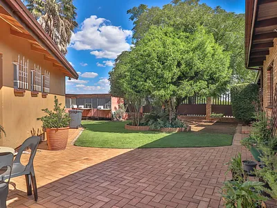 3 Bedroom House For Sale in Brakpan - va6X.webp