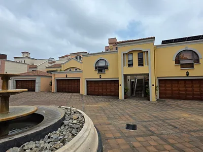 3 Bedroom Apartment To Rent in Bedfordview - w8qS.webp