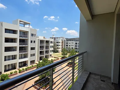 2 Bedroom Apartment To Rent in Bedfordview - Iyqo.webp