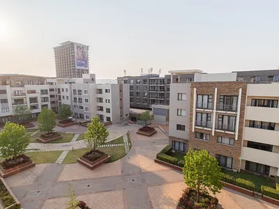 2 Bedroom Apartment To Rent in Bedfordview - LAhL.webp