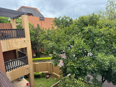 2 Bedroom Townhouse For Sale in Sandton - img