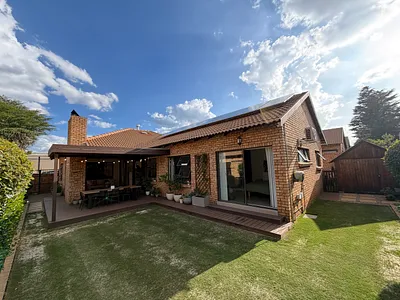 3 Bedroom Townhouse For Sale in Alberton - dqjR.webp