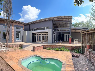 5 Bedroom House For Sale in Meyerton - gYHt.webp