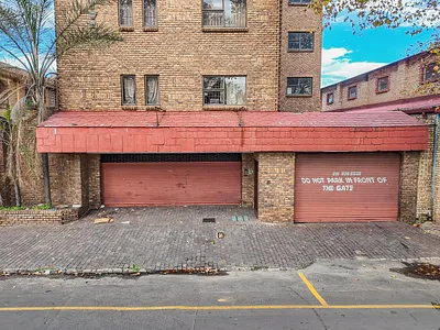 9 Bedroom Apartment For Sale in Johannesburg - R94A.webp