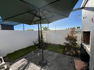 4 Bedroom House To Rent in Blouberg - 42yY.webp