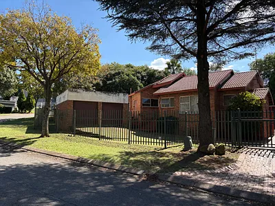 3 Bedroom House For Sale in Johannesburg - img