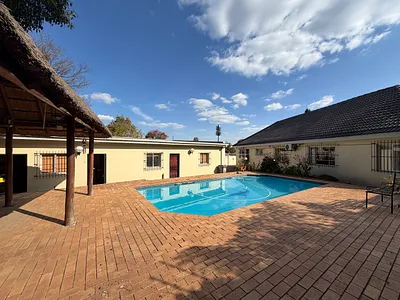 4 Bedroom House For Sale in Johannesburg - zaMS.webp
