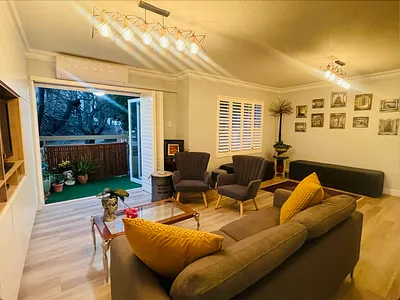 2 Bedroom Apartment For Sale in Sandton - 3B8Q.webp