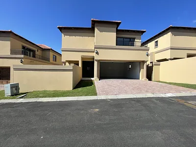 3 Bedroom Apartment For Sale in Sandton - img