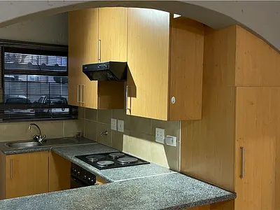 2 Bedroom Apartment For Sale in Sandton - img