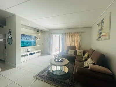 3 Bedroom Apartment For Sale in Midrand - img