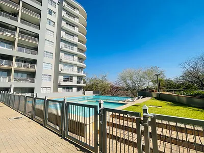 2 Bedroom Apartment To Rent in Sandton - img